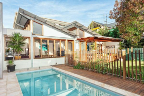 Sunny Family Beach House, Sydney